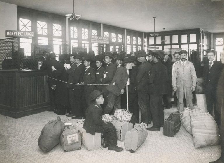 La Statue et Ellis Island, hauts lieux de l'immigration