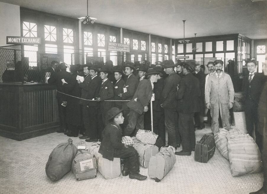 La Statue et Ellis Island, hauts lieux de l'immigration